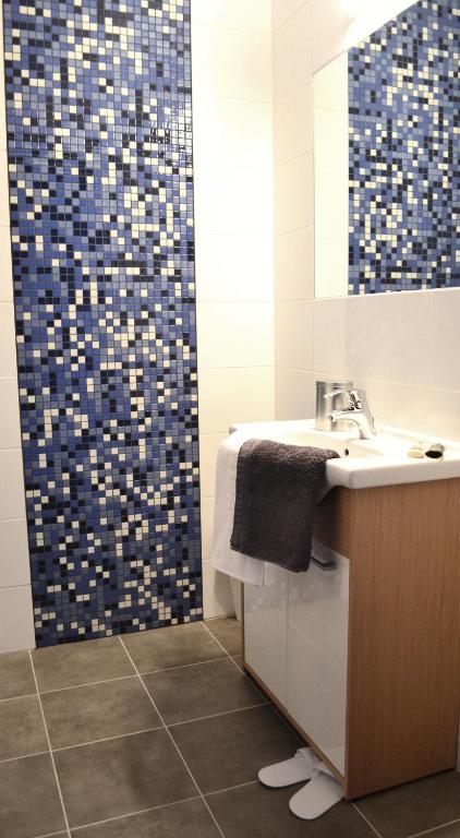 Hotel Graffit Swiebodzin Bagian luar foto